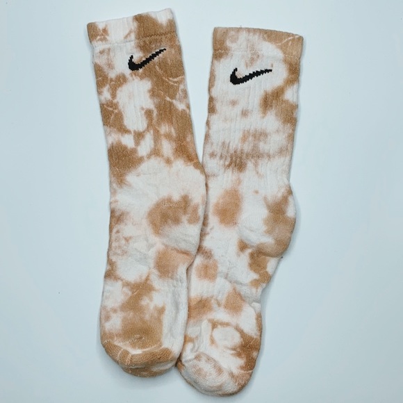 tie dye nike crew socks